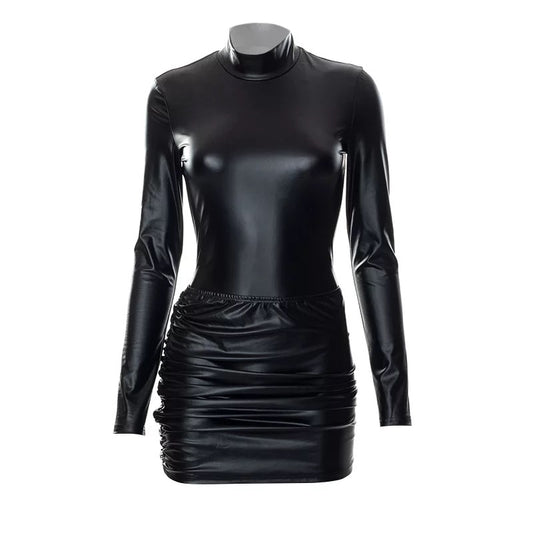 Turning Heads Two Piece Set