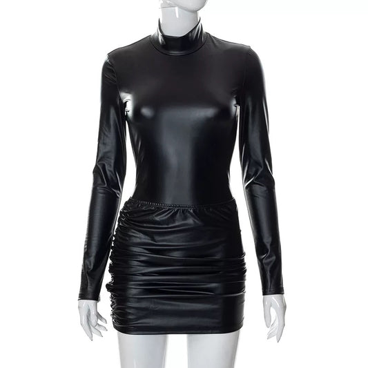 Turning Heads Two Piece Set